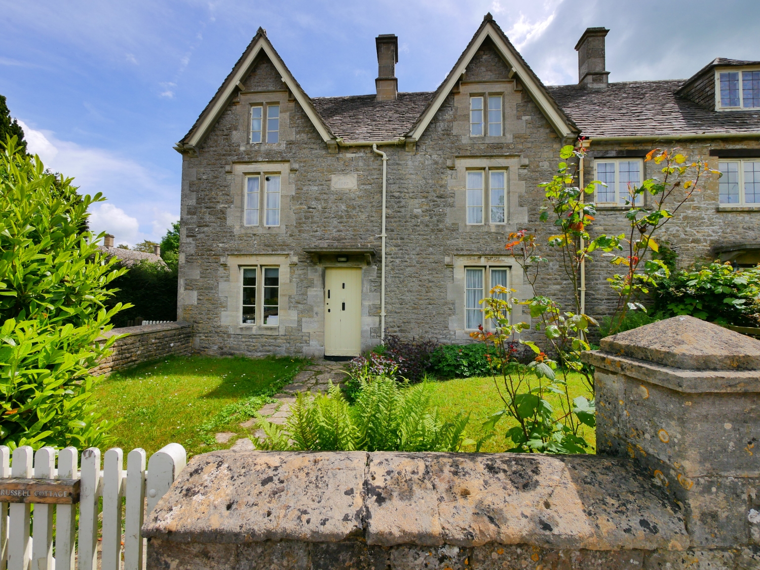 Russell Cottage, Miserden, Stroud