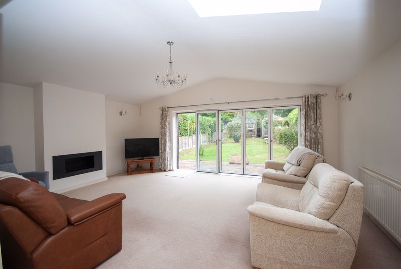 Bellhouse Road, Eastwood, Leigh-on-sea