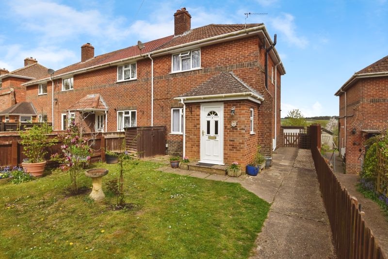 The Hollows, Wilton ***watch The Video Tour***