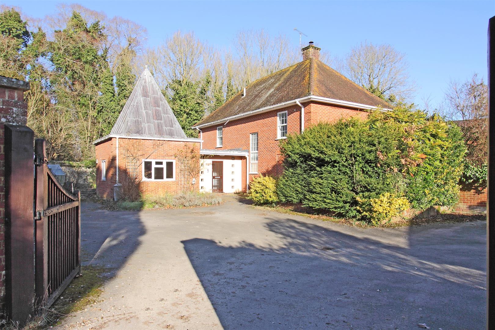 Church Street, Amesbury