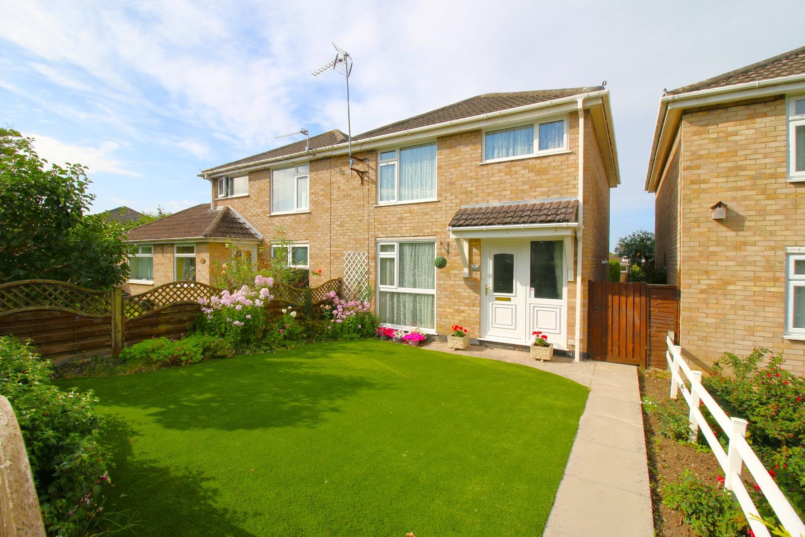 Family home in central Yatton