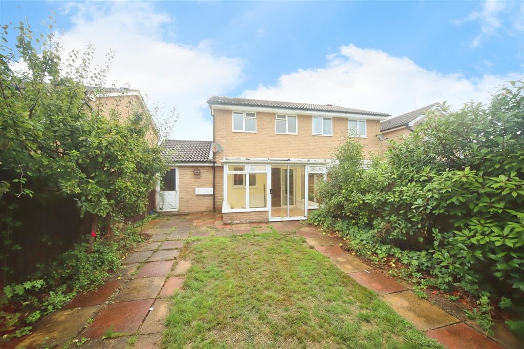 Ashbourne Crescent, Taunton, TA1