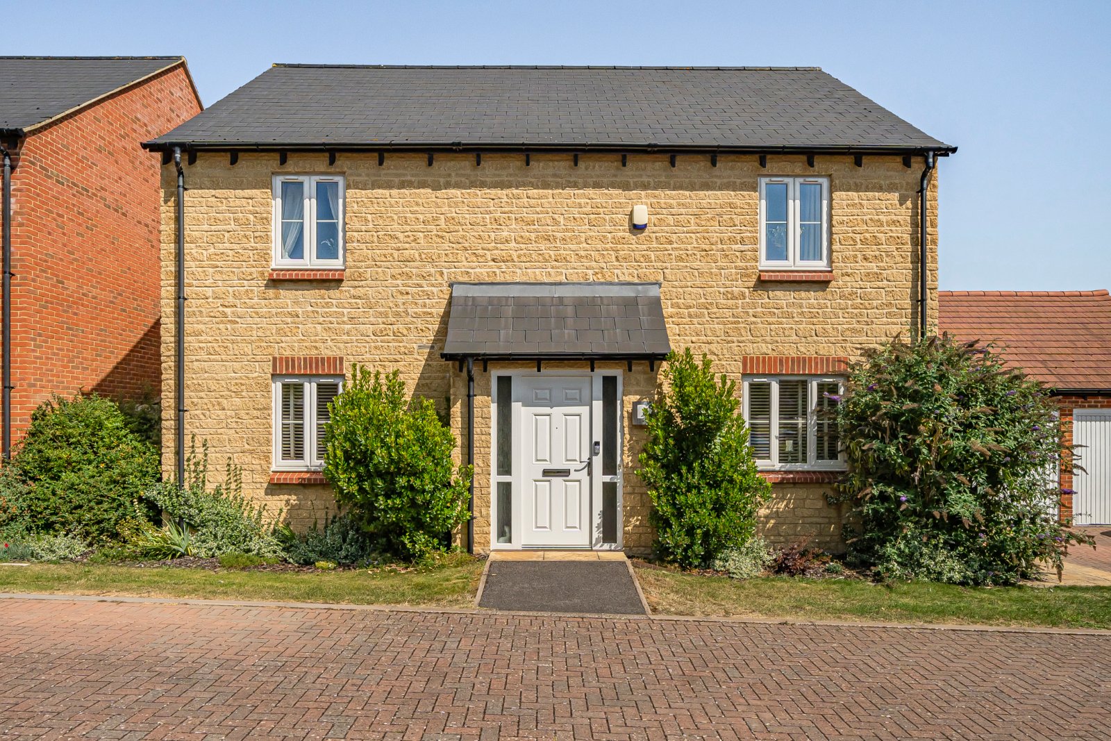 Wellington Way, Southmoor, Abingdon, Oxfordshire, OX13