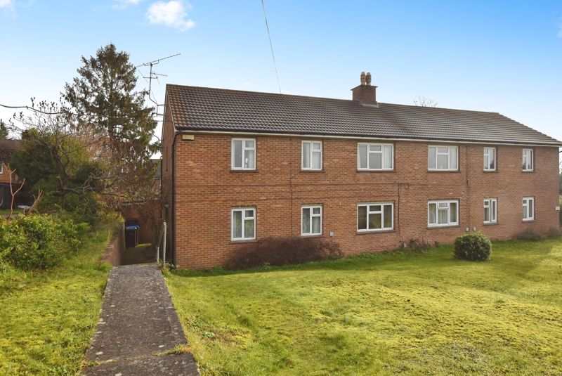 Pembroke Road, Salisbury ***video Tour***