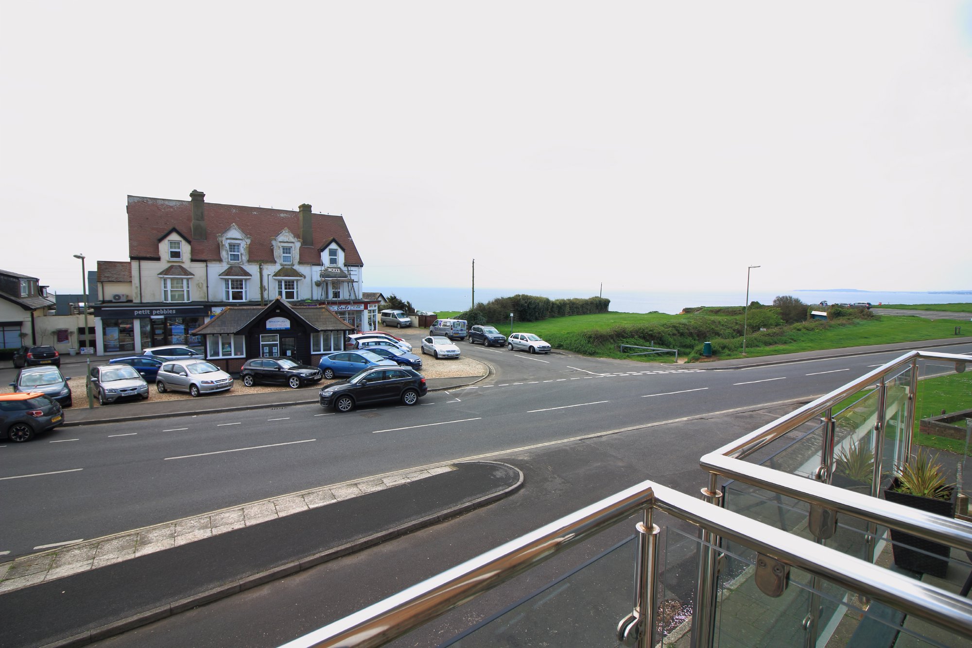 Marine Drive, Barton On Sea