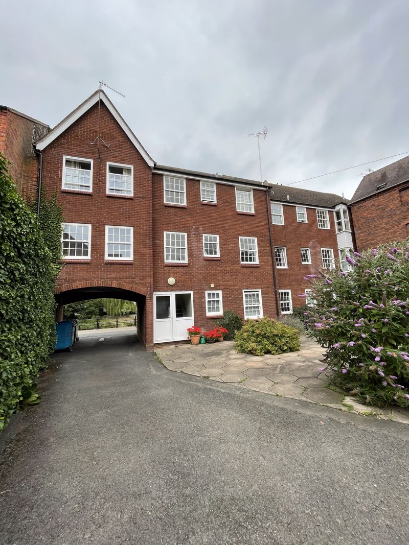 Eastham Court, Severnside South , Bewdley, Dy12 2dx