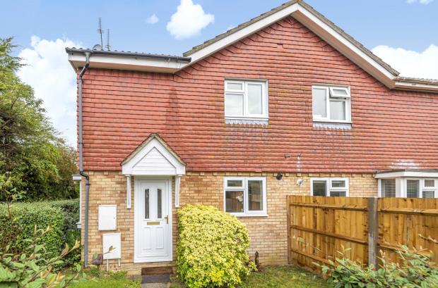 Longstock Close, Chineham, Basingstoke, Hampshire