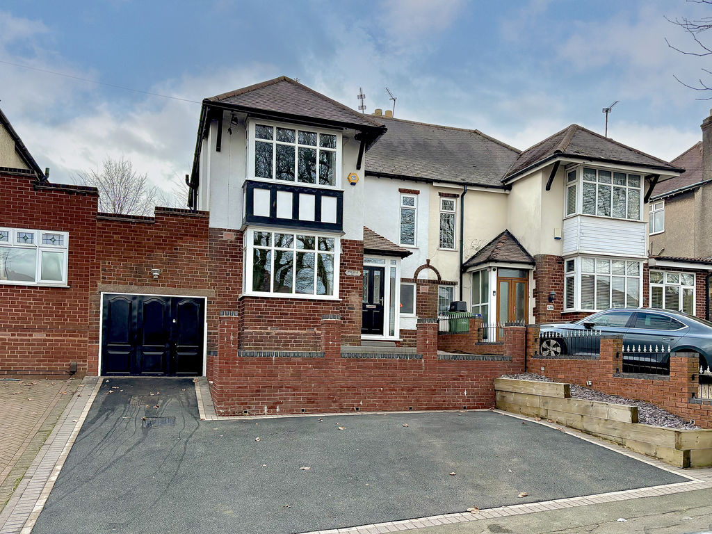 The Broadway, Dudley, Dy1 3eb