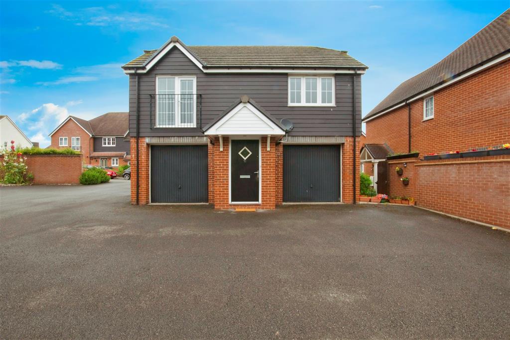 Saunders Avenue, Bishopdown, Salisbury, SP1