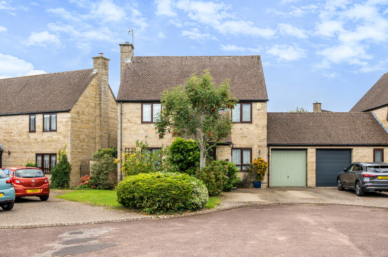 Somerville Court, Cirencester, Gloucestershire, GL7