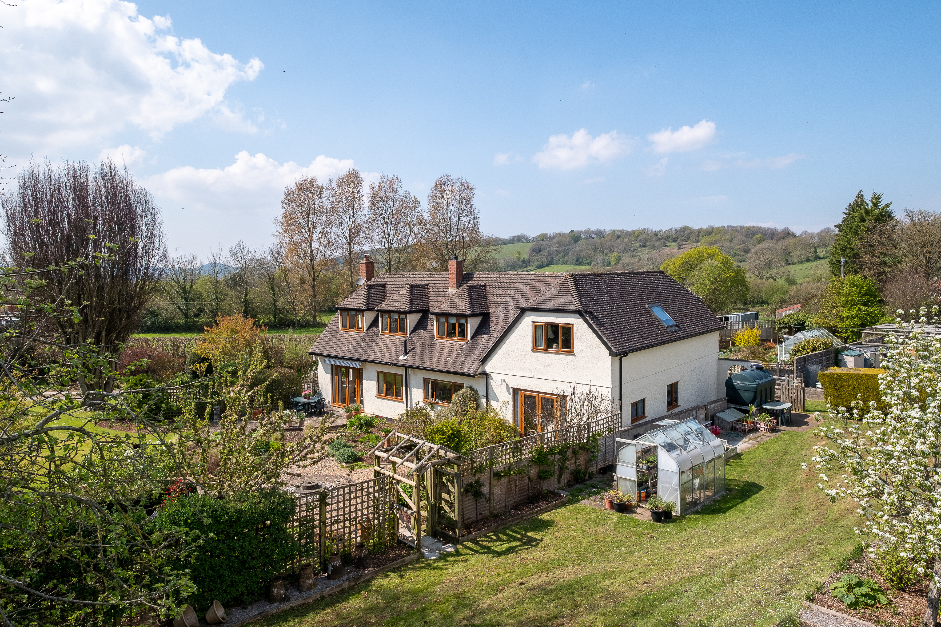 Superb property in Star, Winscombe