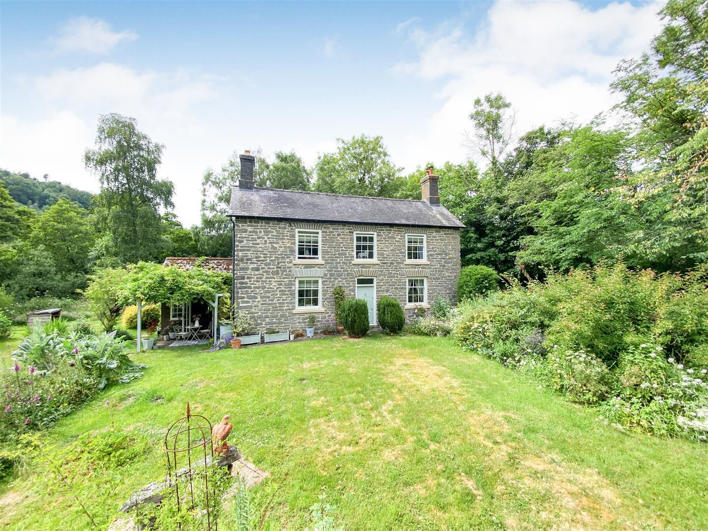 Hudson House, Mardu Lane, Clun