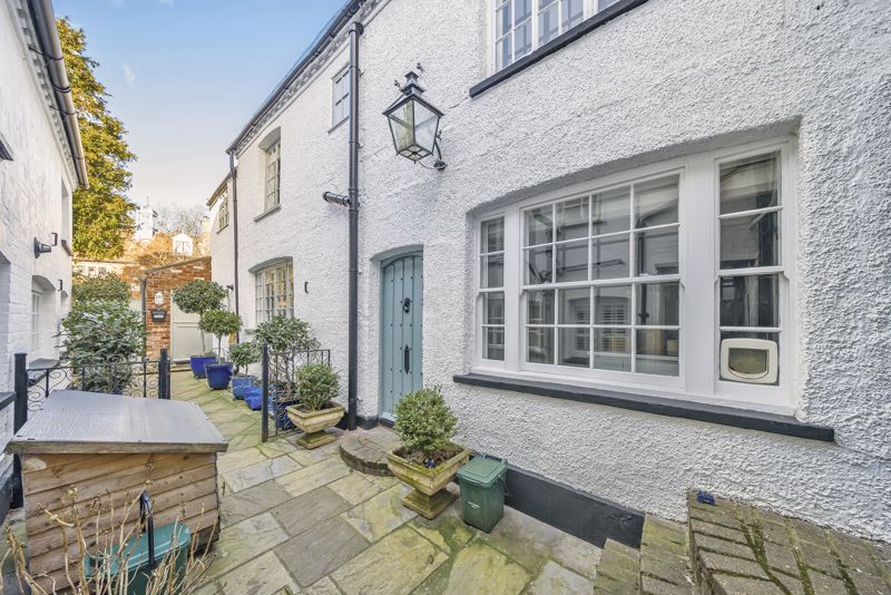 Wallingford - Stunning Kitchen, Roof Terrace & Character