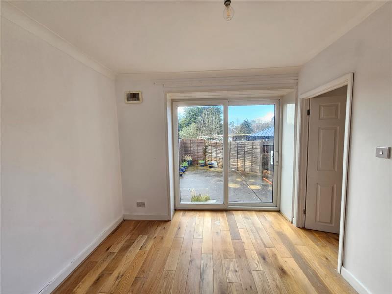 Allan Grove, ROMSEY, SO51