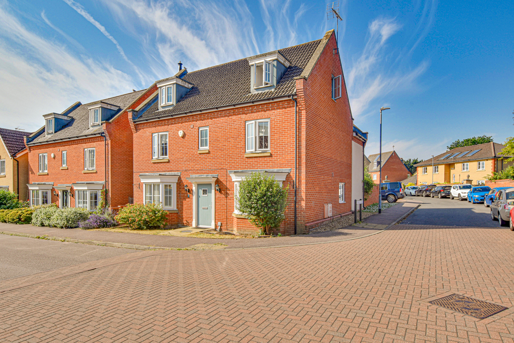 Parker Way, Little Canfield