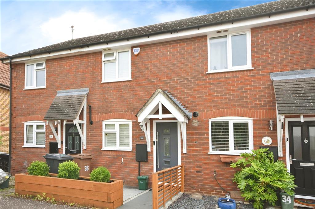 Nash Drive, Broomfield, Chelmsford, CM1