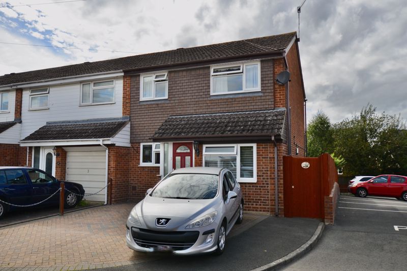 Chestnut Close, Hampton, Evesham, Wr11 2pa