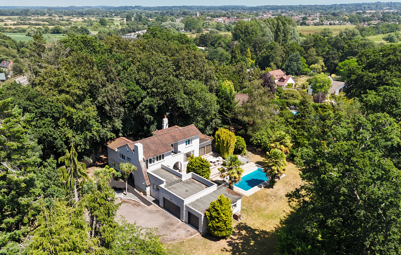 Hurn Road, Ringwood, BH24