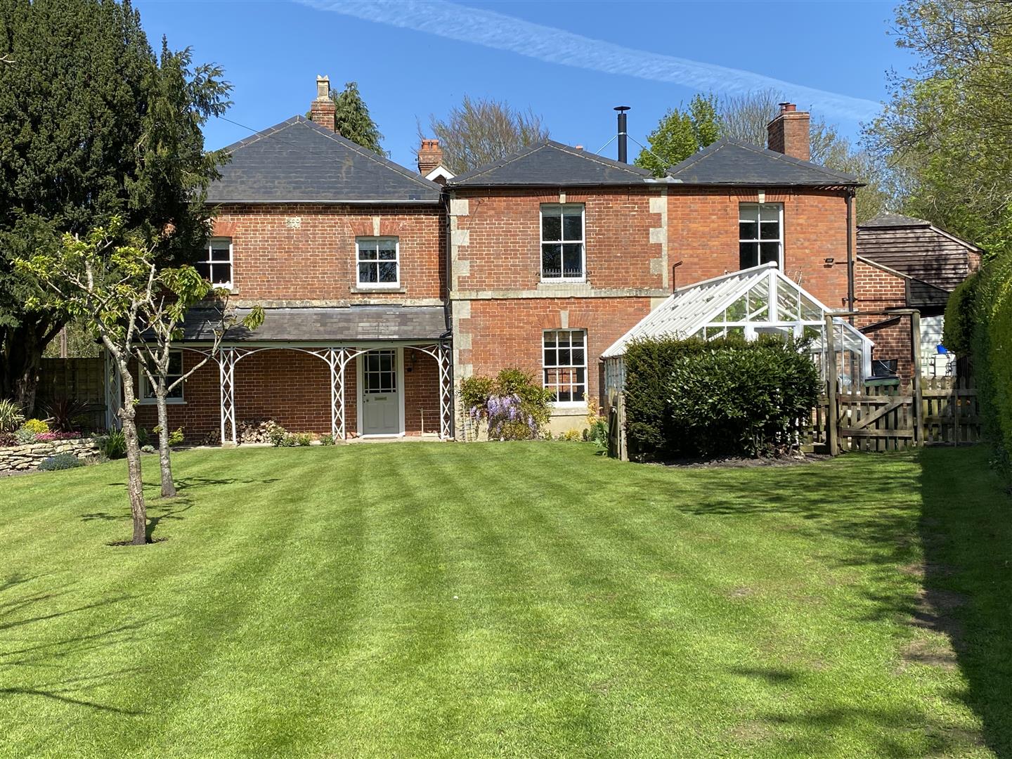 Devizes Road, Potterne