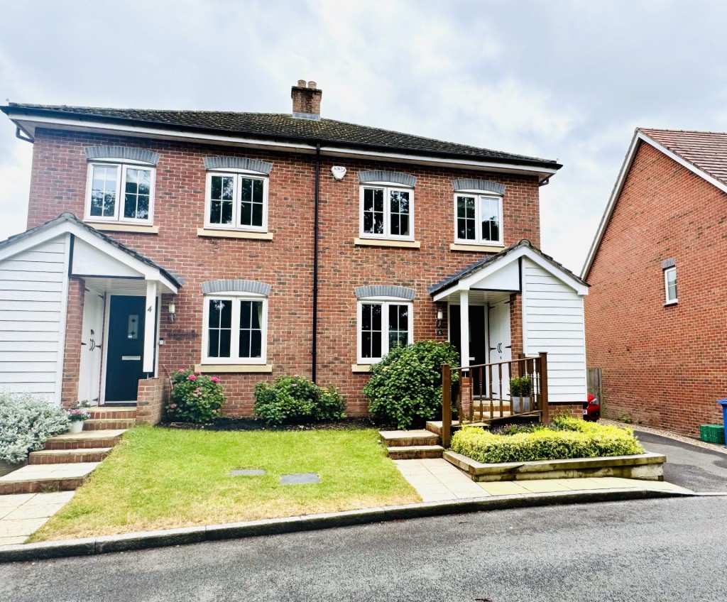 The Orchard, Hartley Wintney