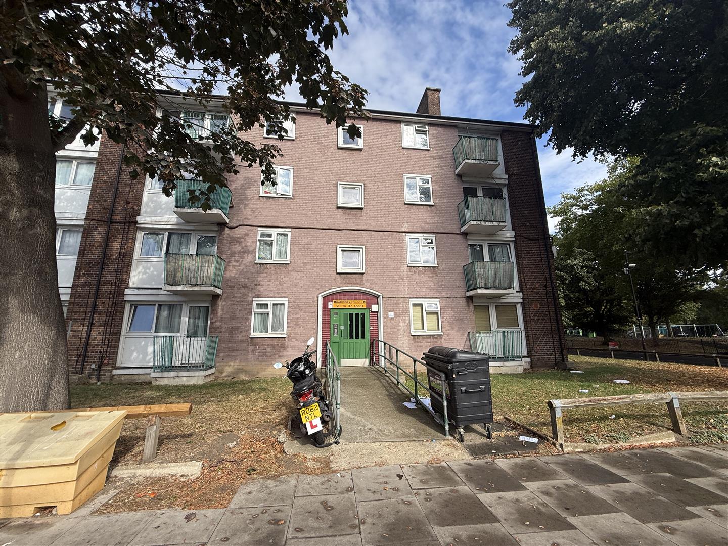 Scotland Green, Tottenham