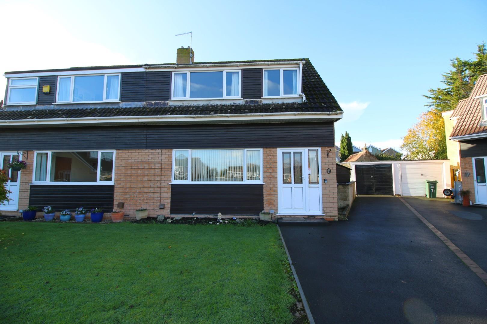 Three bedroom family home situated within a quiet cul-de-sac in central Yatton