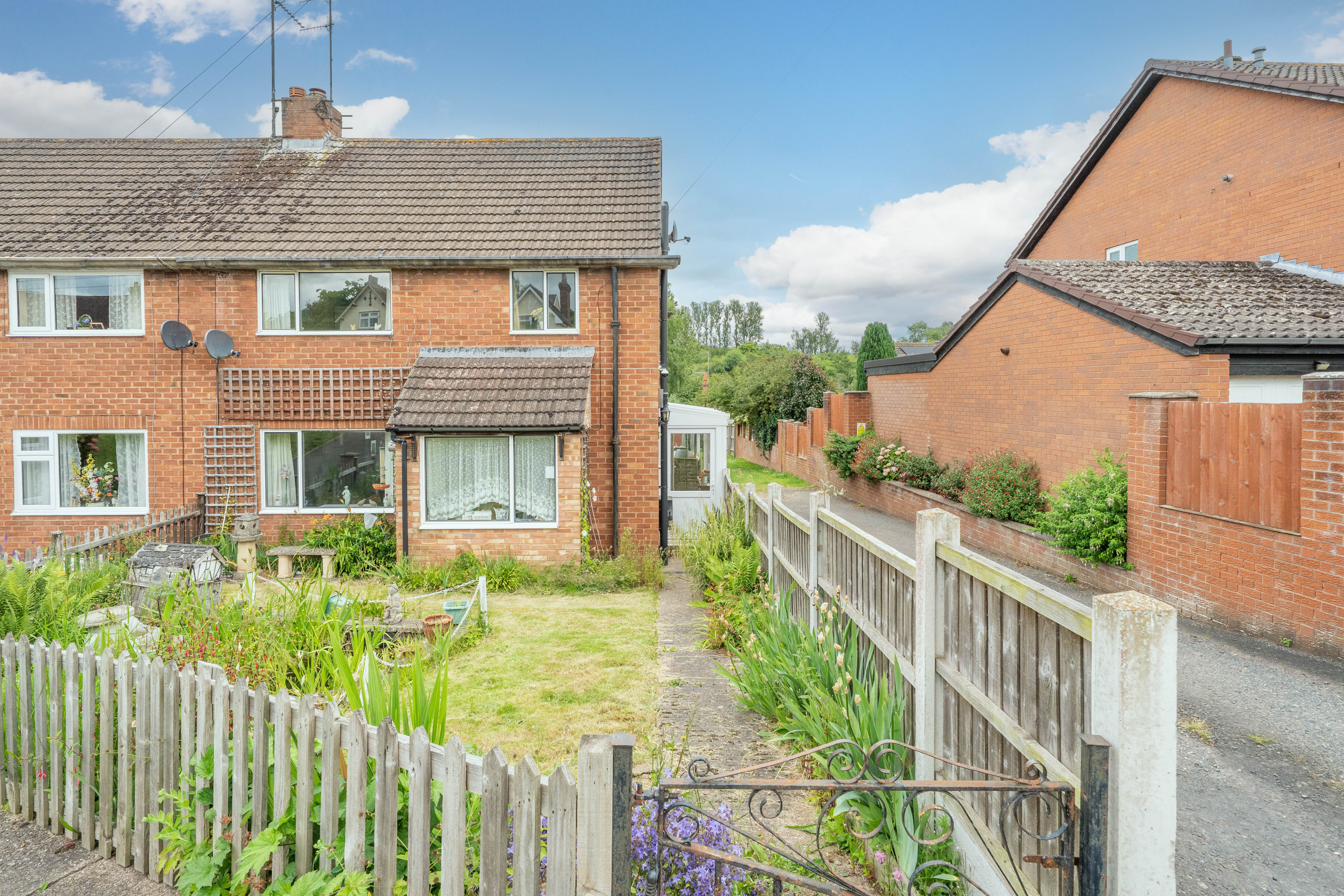 Tenbury Wells, Worcestershire, WR15 8BX