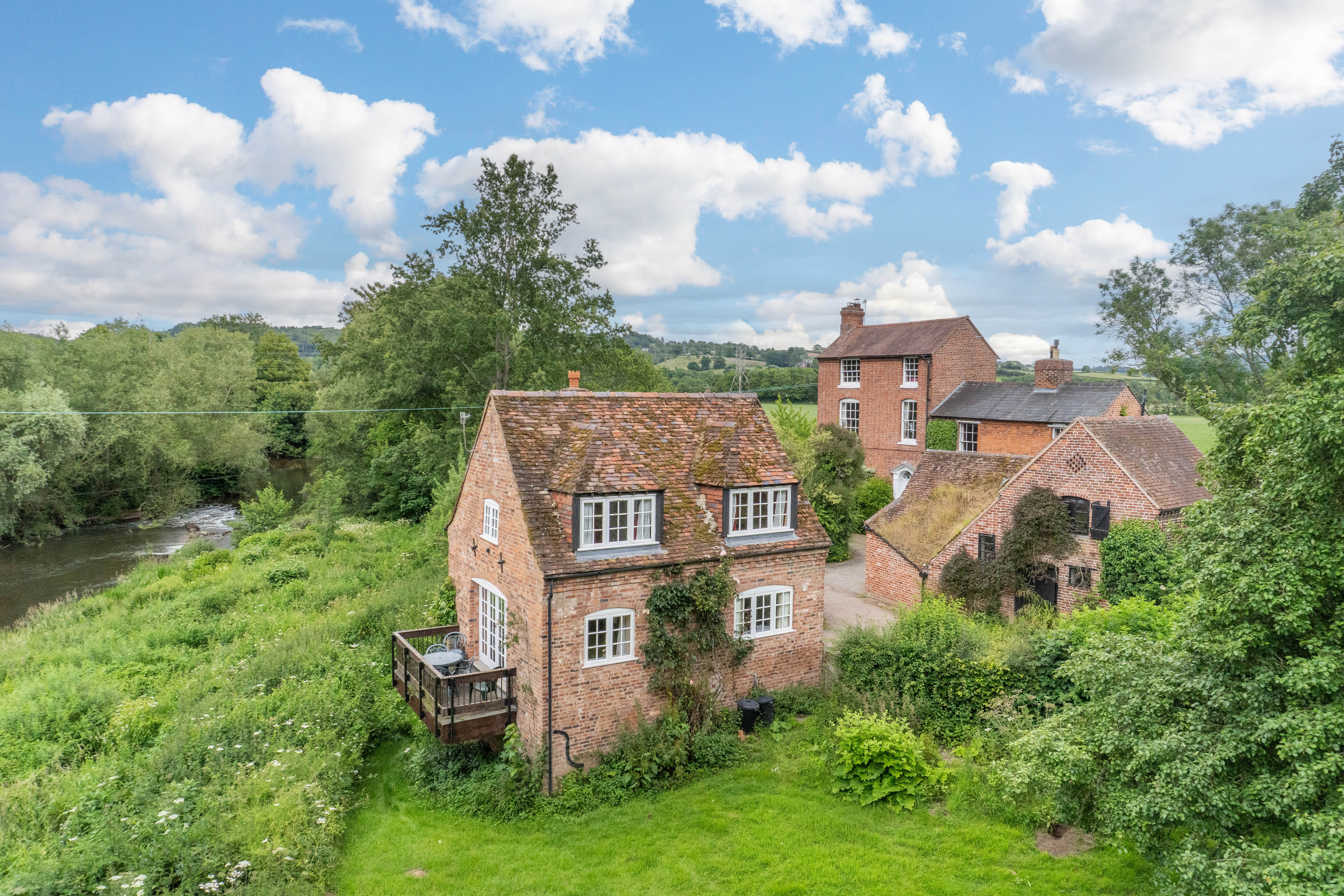 Eardiston, Tenbury Wells, Worcestershire, WR15 8JJ