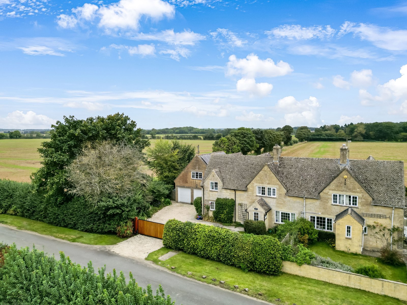 Marston Hill, Meysey Hampton, Cirencester, Gloucestershire, GL7