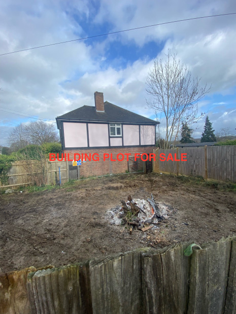 Dorking Road,  Epsom, KT18