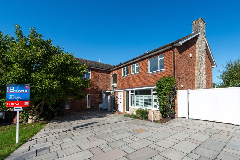 Lawn Close, Sundridge Park, Bromley