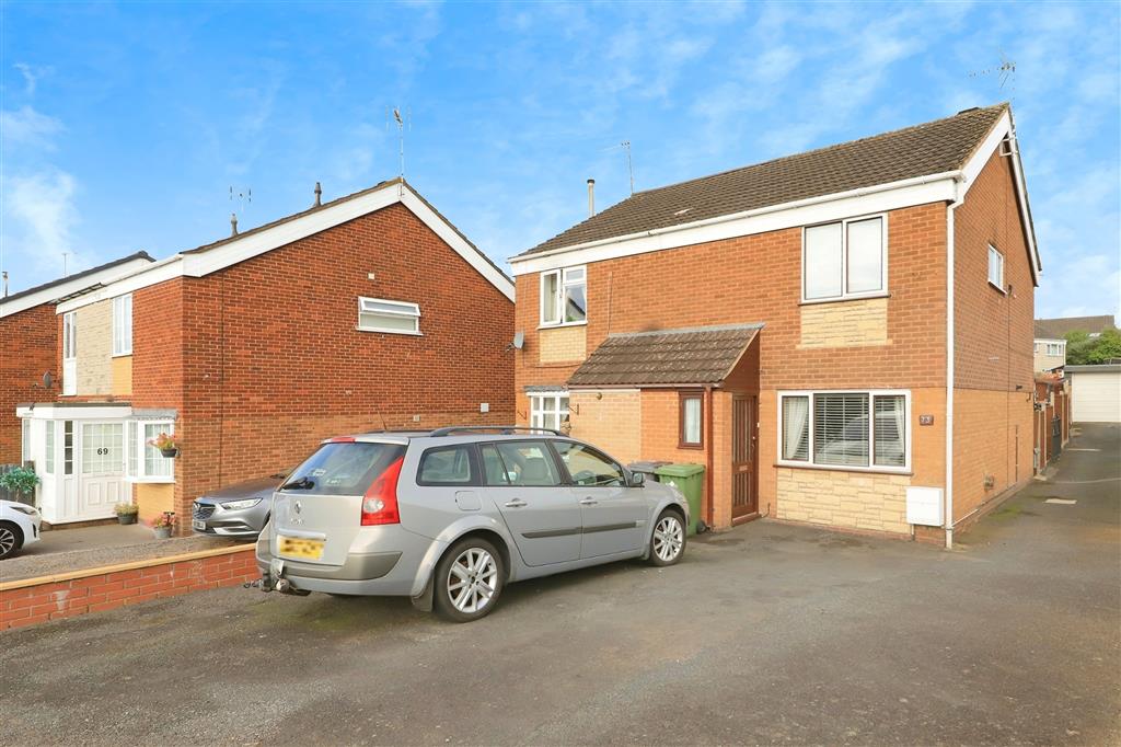 Puxton Drive, Kidderminster, DY11