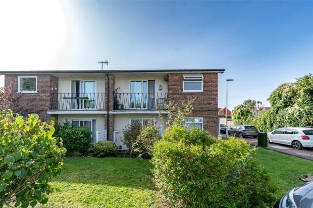Fairlawn Drive, Worthing, West Sussex, BN14