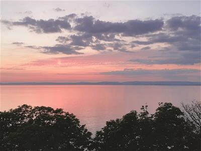 Coastal apartment along Wellington Terrace, Clevedon