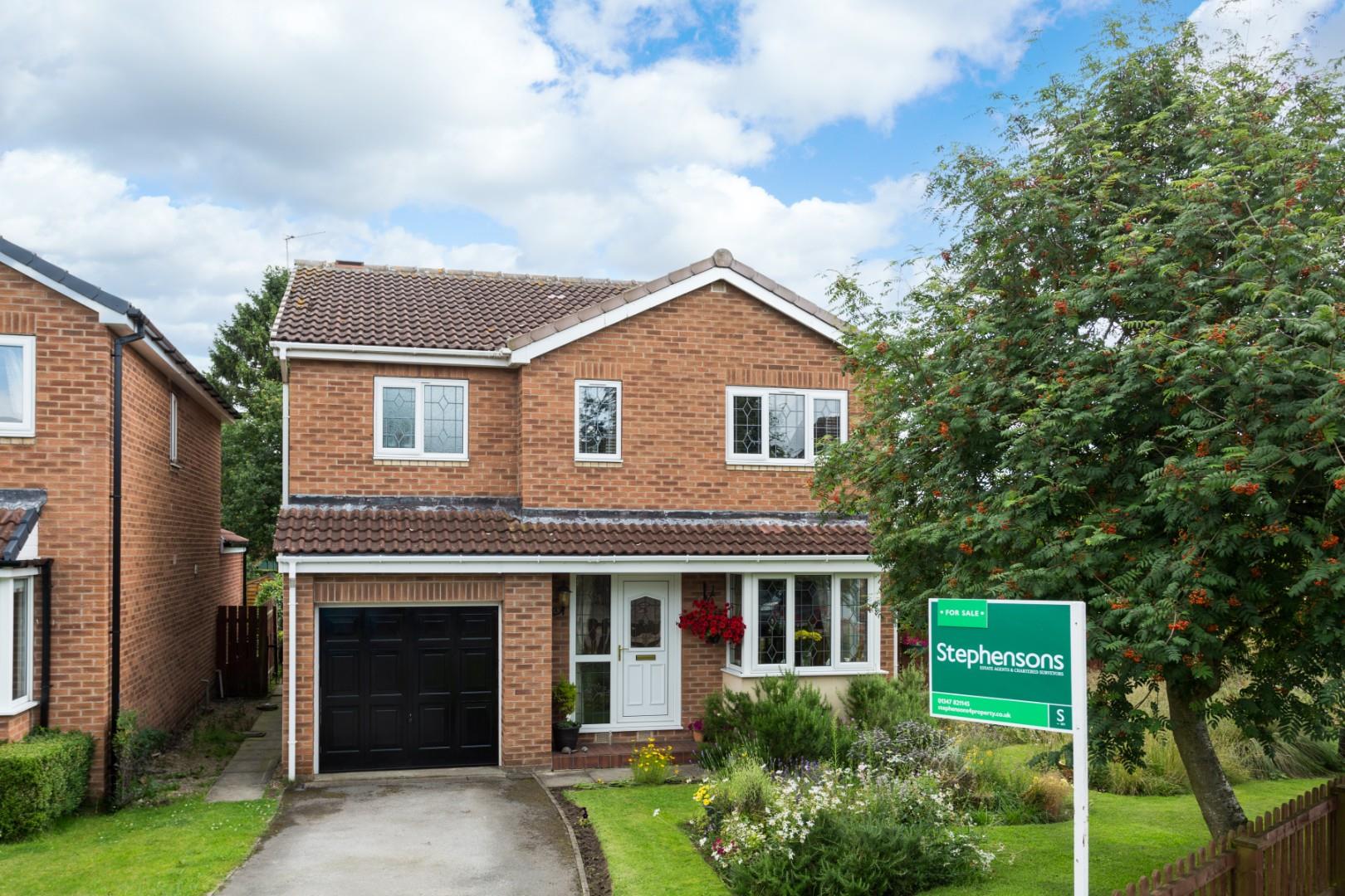 Church Close, Tollerton