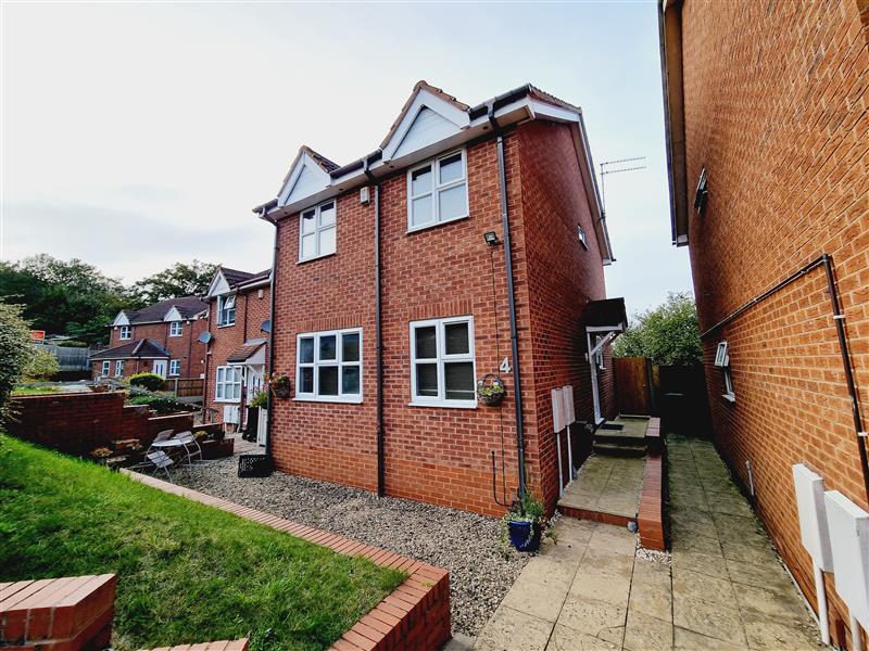 Humber Gardens, HALESOWEN, B63