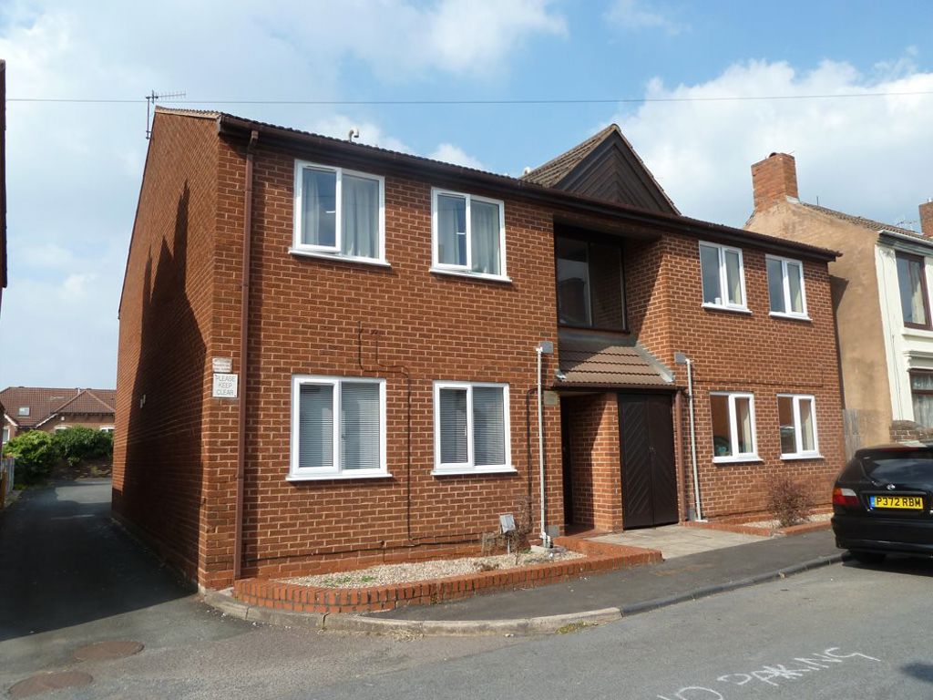 Stewkins Court, Wordsley