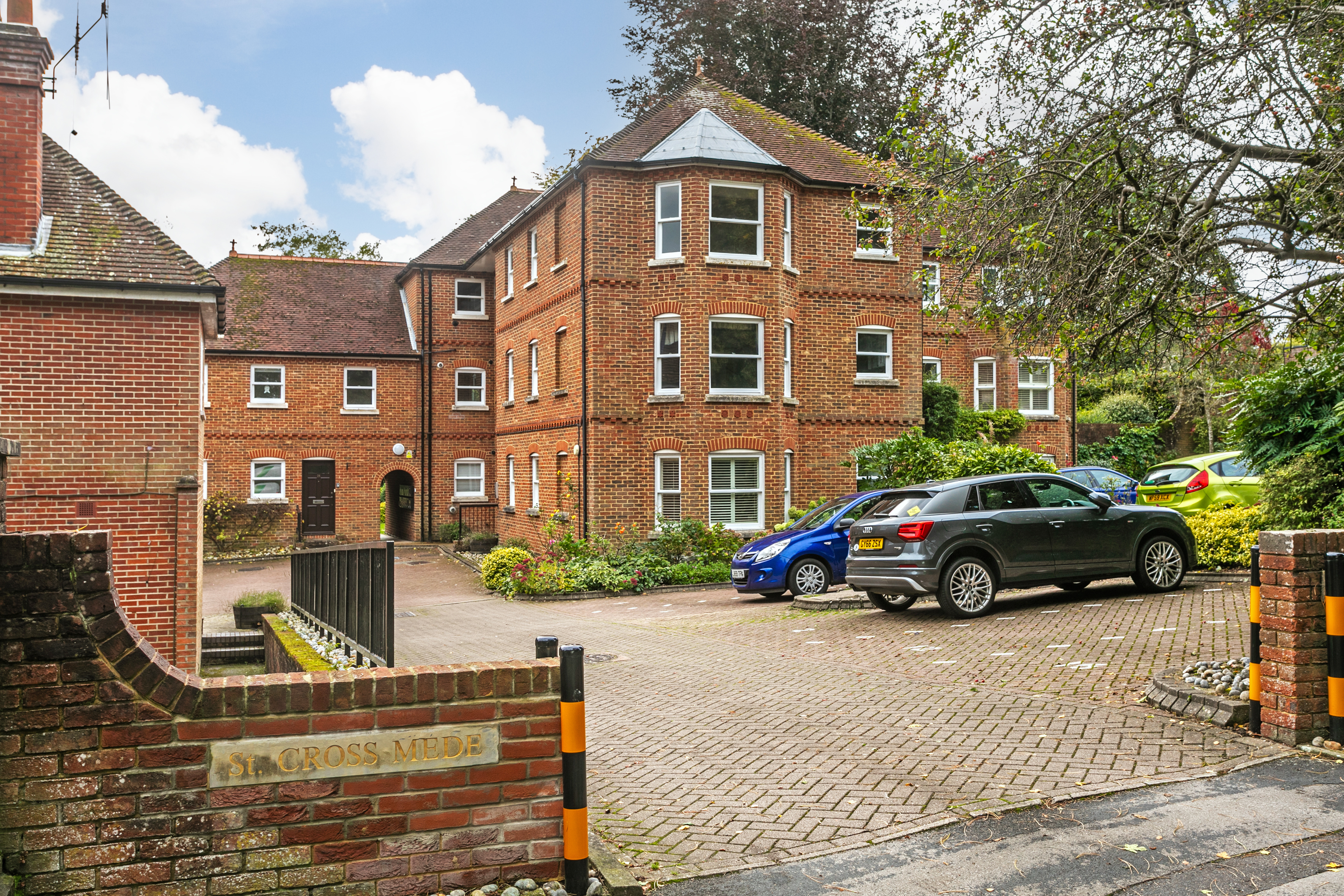 Mead Road, Winchester, SO23