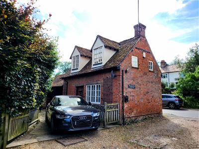 CHAIN FREE DETACHED COTTAGE - The Ford, Little Hadham, Herts