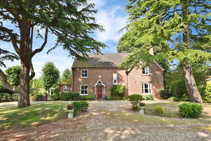 Grove Court, Salisbury                                                                              ***video Tour***