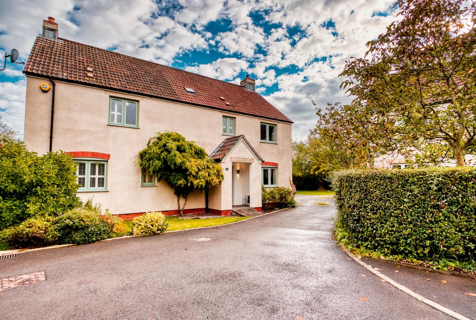 Wonderful family home boasting an Idyllic village position in Kingston Seymour