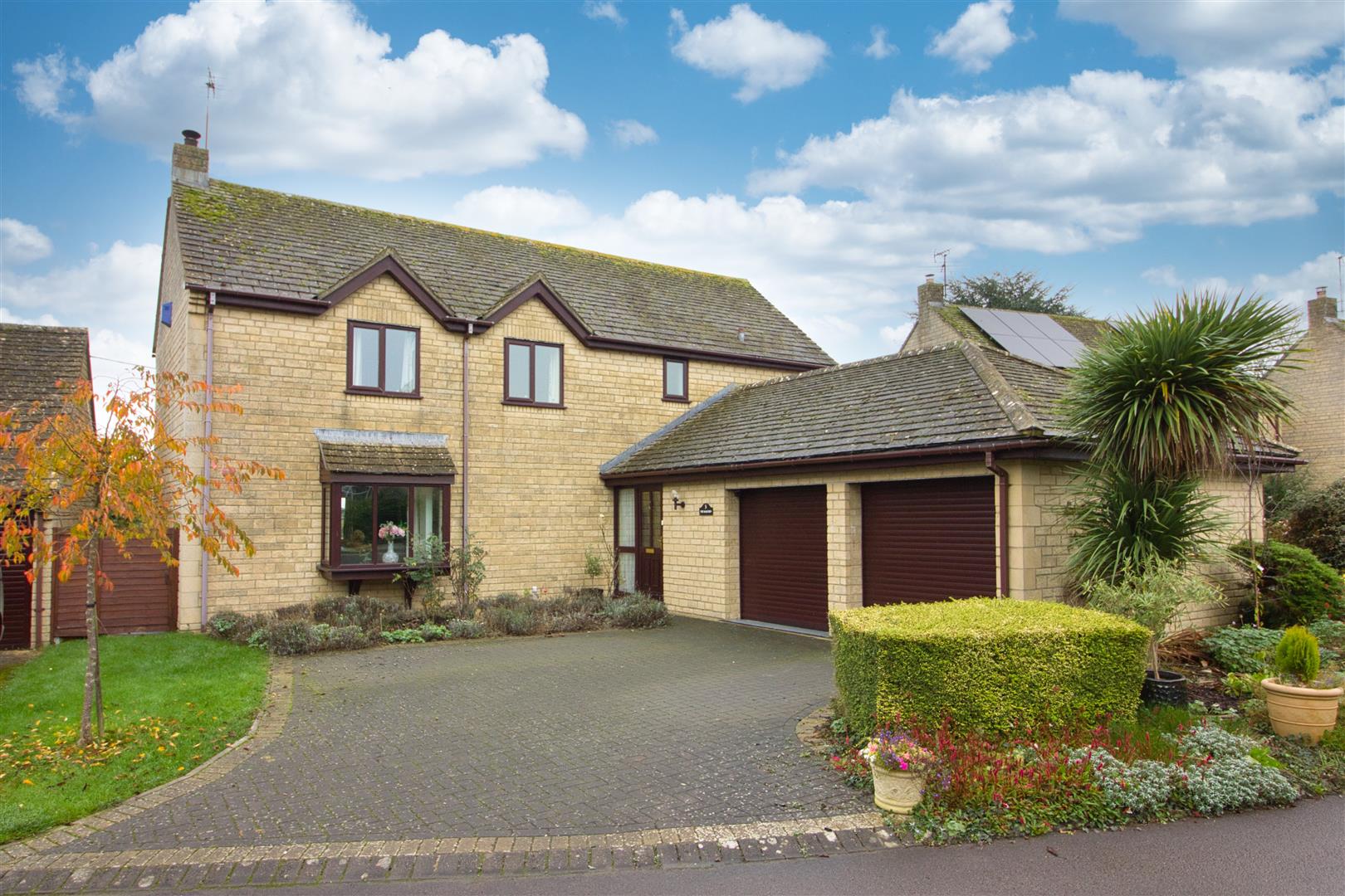 Blicks Close, Hullavington, Chippenham