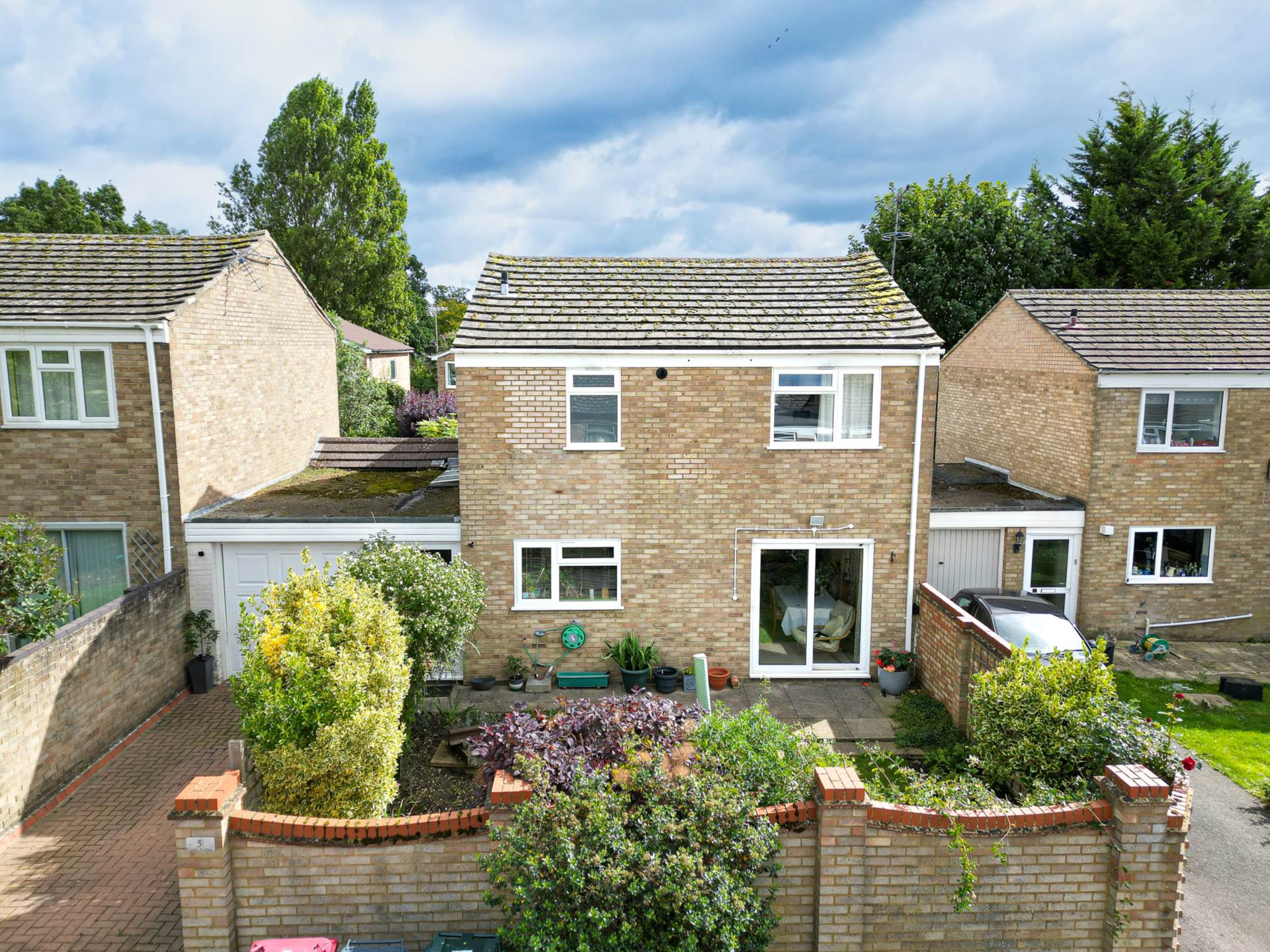 Fraser Avenue, Caversham Park Village, Reading