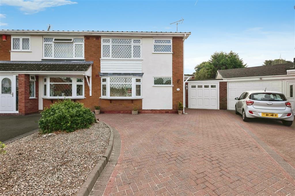 Kempsey Close, Halesowen, B63