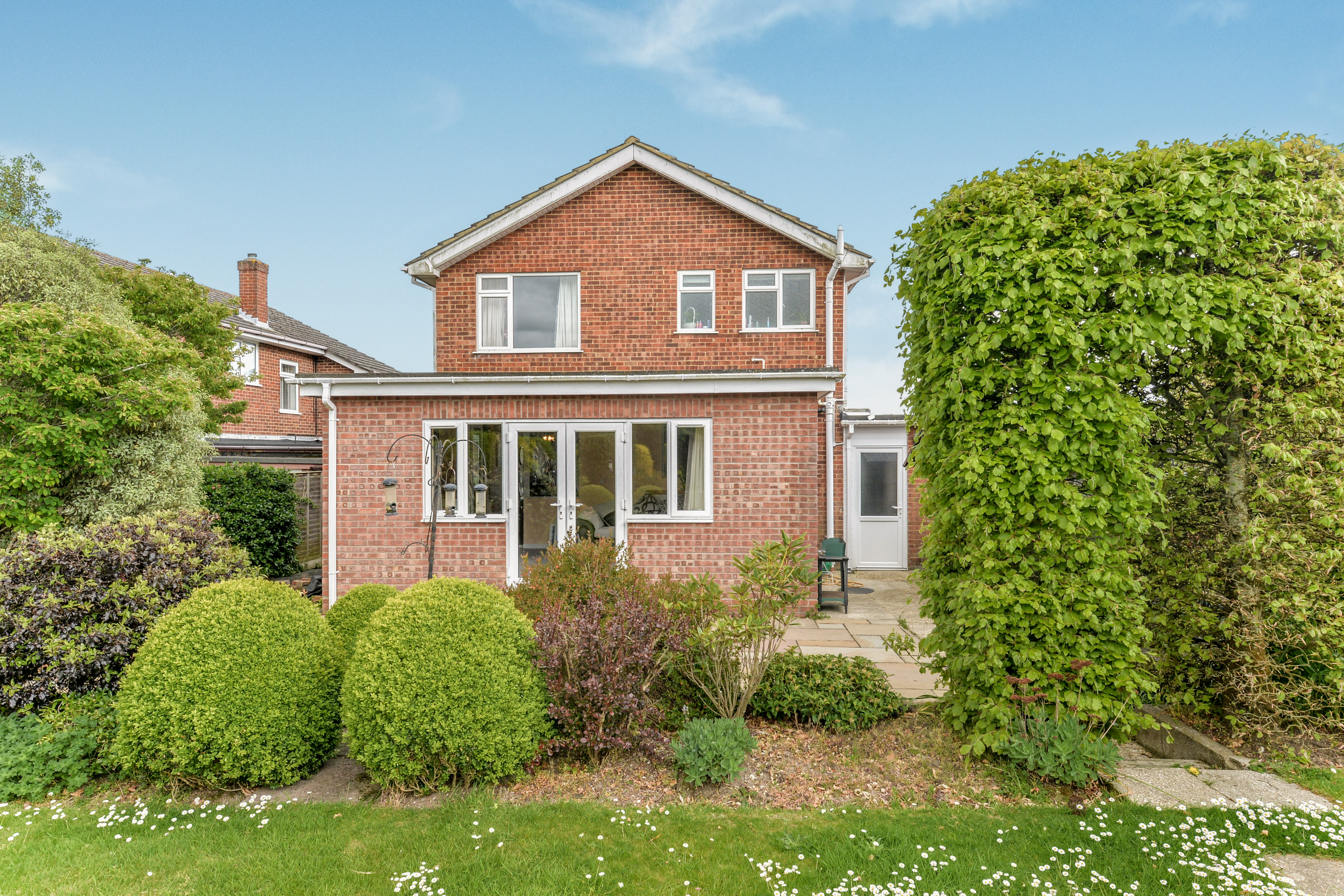 Warwick Avenue, New Milton