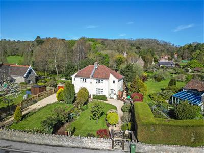 Walton-in-Gordano enjoying countryside views