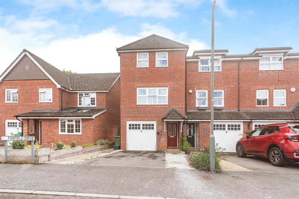 Forfield Drive, Beggarwood, Basingstoke, RG22