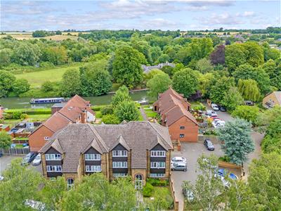 River Meads, Stanstead Abbotts