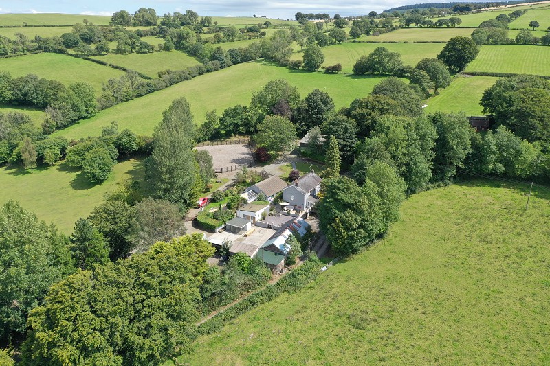 Llanllwni, Pencader, Carmarthenshire.