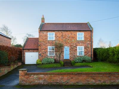 Main Street, Tholthorpe, York